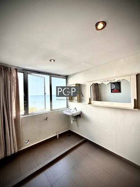 Condominium for Sale at Sea Range Tower - Cheryl Chng - View - PropertyGuru.com.my