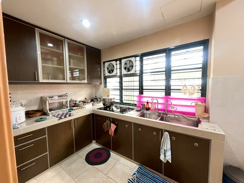 Rumah Teres 3 Tingkat untuk Dijual di Kepong (Kuala Lumpur) - Yanis Cheong - Kitchen - PropertyGuru.com.my
