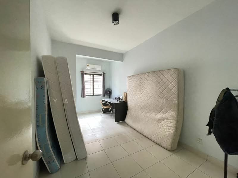 Rumah Teres 3 Tingkat untuk Dijual di Kepong (Kuala Lumpur) - Yanis Cheong - Bedroom - PropertyGuru.com.my