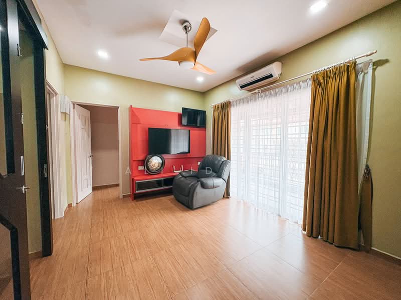 Semi-Detached House for Sale in Taman Indah Gemilang 1 (Batu Caves) - Ali Idris - Living Room - PropertyGuru.com.my