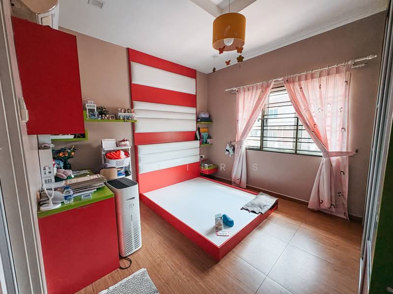 Semi-Detached House for Sale in Taman Indah Gemilang 1 (Batu Caves) - Ali Idris - Bedroom - PropertyGuru.com.my