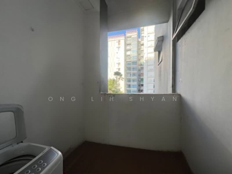 Service Residence for Sale at THE SENAI GARDEN (PANGSAPURI IMPIAN SENAI) - Ong Lih Shyan - Balcony - PropertyGuru.com.my