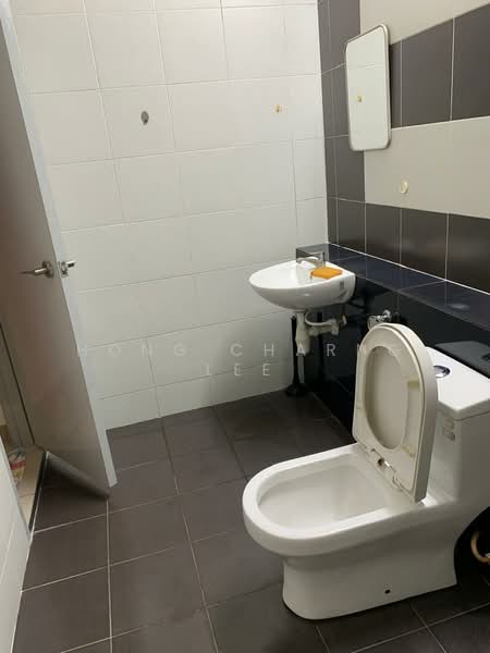 Pangsapuri untuk Disewa di Austin Regency (Pangsapuri Austin Perdana) - Hong Charng Lee - Bathroom - PropertyGuru.com.my