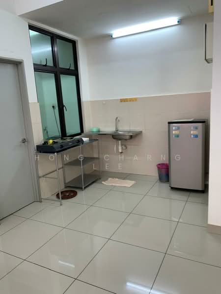 Pangsapuri untuk Disewa di Austin Regency (Pangsapuri Austin Perdana) - Hong Charng Lee - Kitchen - PropertyGuru.com.my
