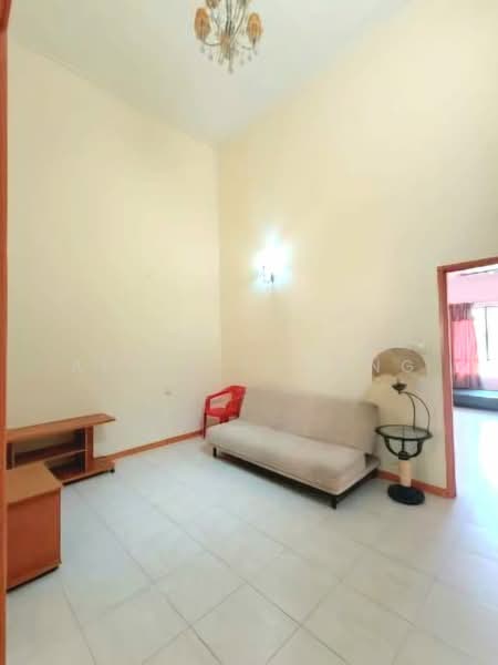 2-storey Terraced House for Sale in Sunway Kayangan (Shah Alam) - Aivin Thoong - Living Room - PropertyGuru.com.my