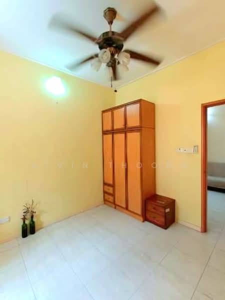 2-storey Terraced House for Sale in Sunway Kayangan (Shah Alam) - Aivin Thoong - Bedroom - PropertyGuru.com.my