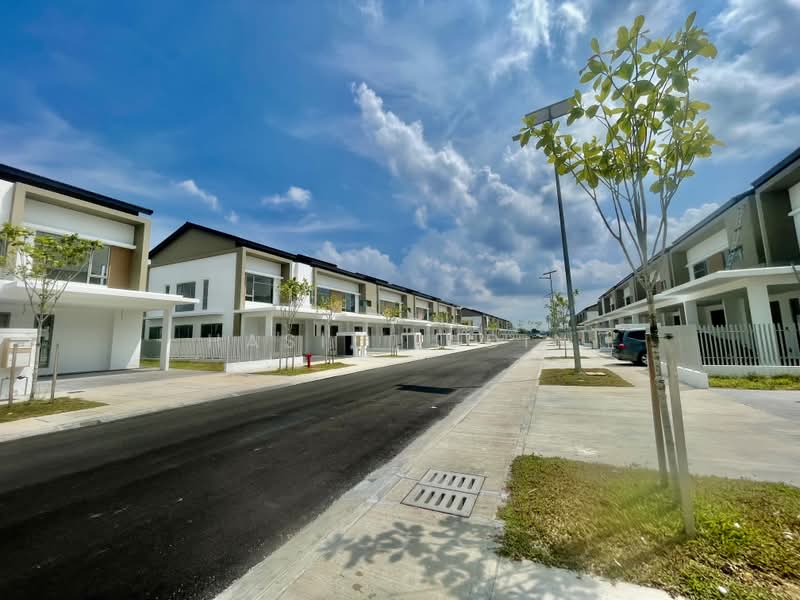 2-storey Terraced House for Rent in Bandar Gamuda Cove (Dengkil) - Hasif Ludin - PropertyGuru.com.my