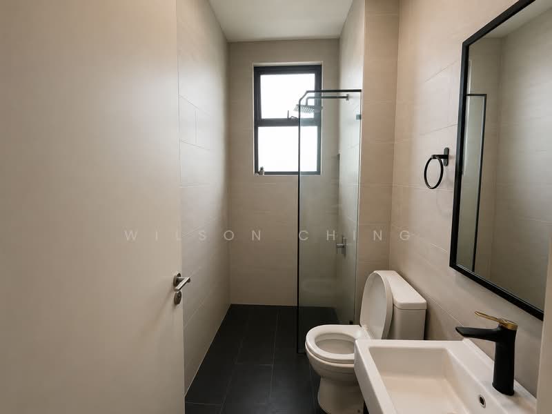 Rumah Berkembar untuk Dijual di Setia Alam (Selangor) - Wilson Ching - Bathroom - PropertyGuru.com.my
