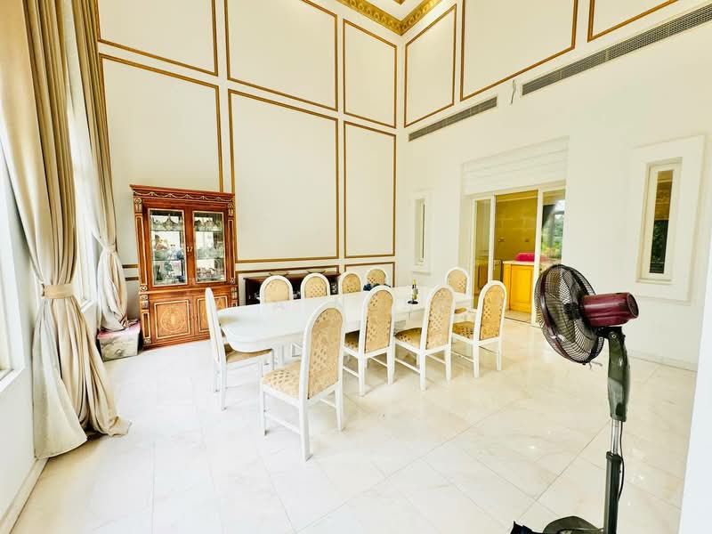 Rumah Banglo untuk Dijual di Bukit Jelutong (Shah Alam) - Sa'a Nordin - Dining Room - PropertyGuru.com.my