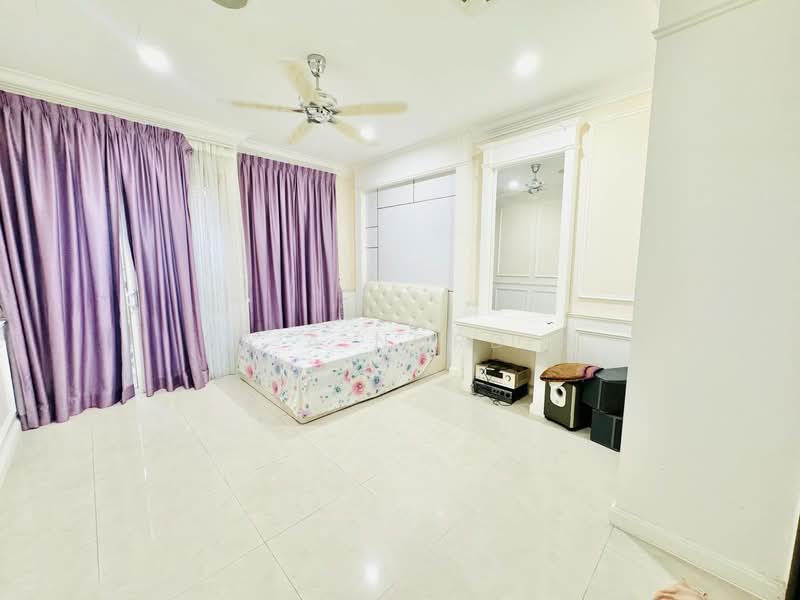 Rumah Banglo untuk Dijual di Bukit Jelutong (Shah Alam) - Sa'a Nordin - Bedroom - PropertyGuru.com.my