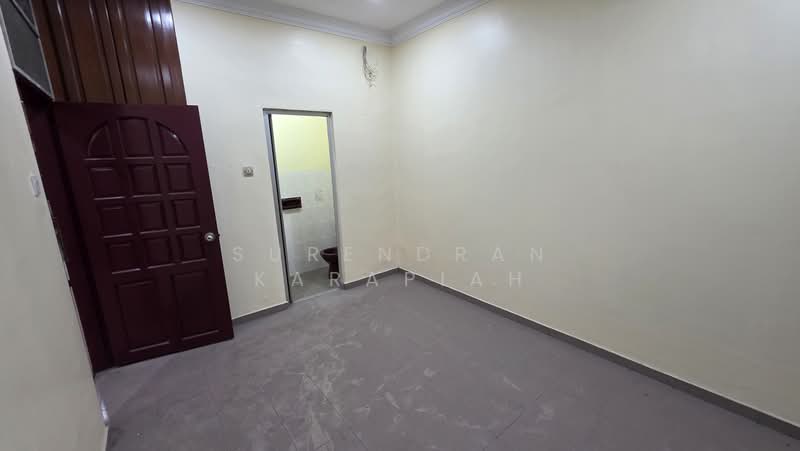 1-storey Terraced House for Sale in Klang (Selangor) - Surendran Karapiah - Interior - PropertyGuru.com.my