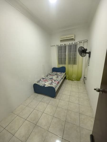 Apartment for Rent at Bayu Villa - Veni Foo Yoke Fuang - Bedroom - PropertyGuru.com.my