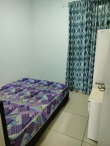 Service Residence for Rent at Meridin Bayvue Serviced Apartment - Nick Low - Bedroom - PropertyGuru.com.my