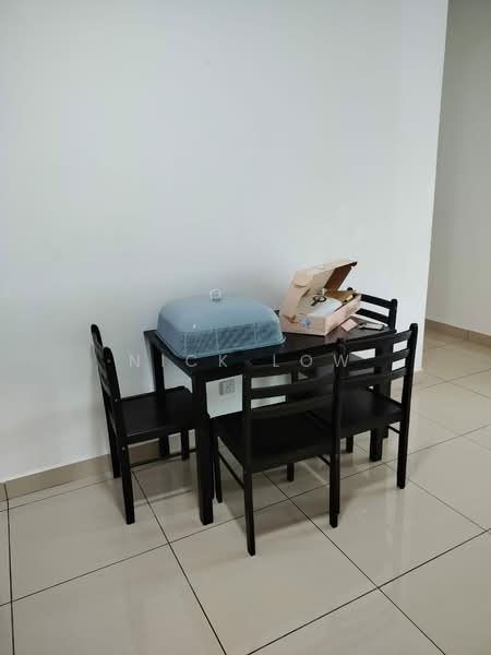 Service Residence for Rent at Meridin Bayvue Serviced Apartment - Nick Low - Dining Room - PropertyGuru.com.my