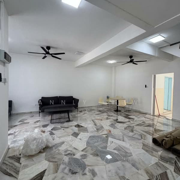 Rumah Teres 2 Tingkat untuk Disewa di Johor Bahru (Johor) - Annly Liew - Living Room - PropertyGuru.com.my