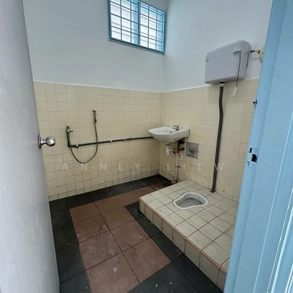 Rumah Teres 2 Tingkat untuk Disewa di Johor Bahru (Johor) - Annly Liew - Bathroom - PropertyGuru.com.my