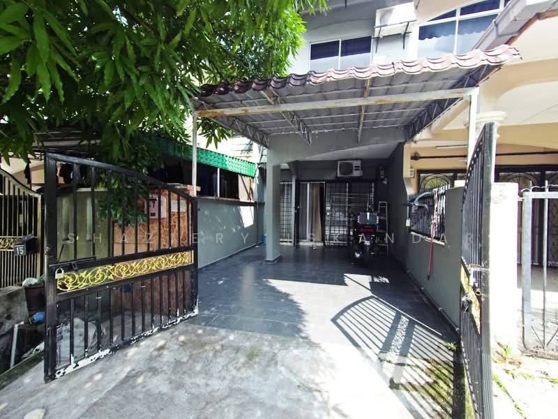 2-storey Terraced House for Sale in Batu Caves (Selangor) - Shaziery Iskandar - Exterior - PropertyGuru.com.my