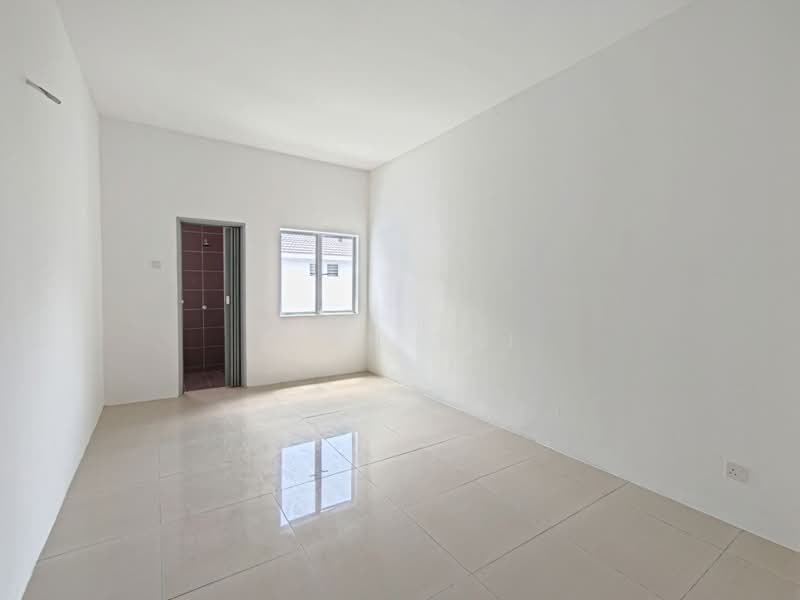 2-storey Terraced House for Sale in Taman Lahat Baru (Lahat) - Ivan Tai - PropertyGuru.com.my