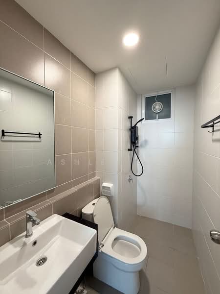 Kondominium untuk Disewa di Ideal Residency - Ashley Lim - Bathroom - PropertyGuru.com.my