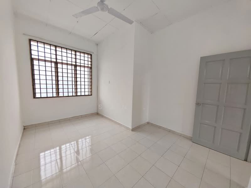 2-storey Terraced House for Sale in Taman Puteri Wangsa (Ulu Tiram) - San . - PropertyGuru.com.my