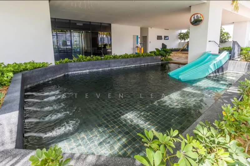 Servis Apartment untuk Disewa di Continew - Steven Leaw - Pool - PropertyGuru.com.my