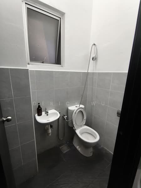 Shop for Rent in Desa Petaling (Kuala Lumpur) - Derick Wu - Bathroom - PropertyGuru.com.my
