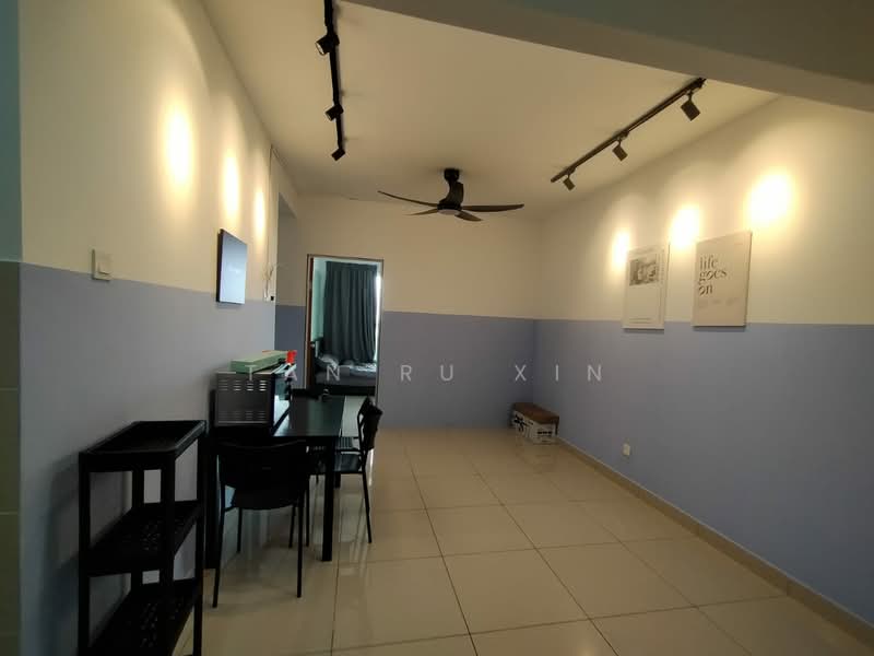 Servis Apartment untuk Dijual di Maxim Residences - Tan Ru Xin - Living Room - PropertyGuru.com.my