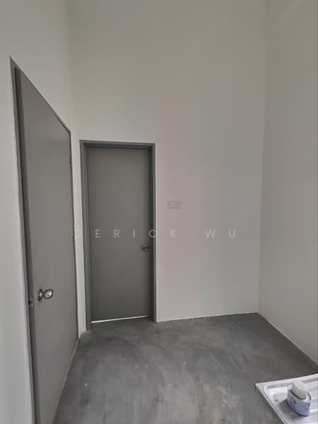 Shop for Rent in Desa Petaling (Kuala Lumpur) - Derick Wu - Interior - PropertyGuru.com.my
