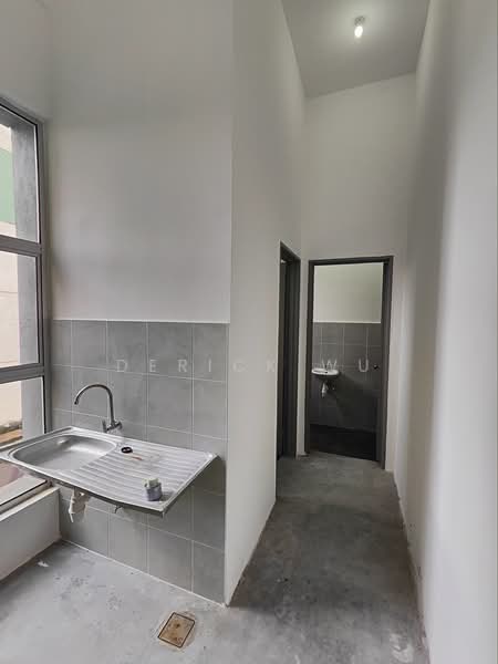 Shop for Rent in Desa Petaling (Kuala Lumpur) - Derick Wu - Interior - PropertyGuru.com.my