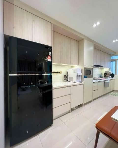 Servis Apartment untuk Dijual di East Parc @ Manjalara - Jenson Toh - Kitchen - PropertyGuru.com.my