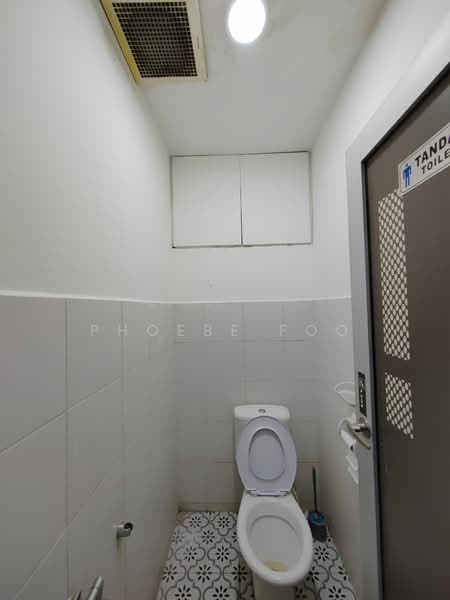 Shop / Office for Rent in Taman Adda Heights (Tebrau) - Phoebe Foo - Bathroom - PropertyGuru.com.my