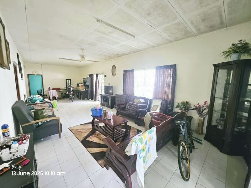 Bungalow for Sale in Bandar Putra Permai (Seri Kembangan) - Nur Adibah Ishak - PropertyGuru.com.my
