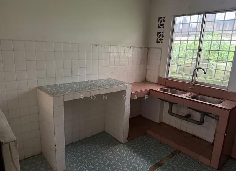 2-storey Terraced House for Rent in Batu Caves (Selangor) - Ron Yap - Kitchen - PropertyGuru.com.my