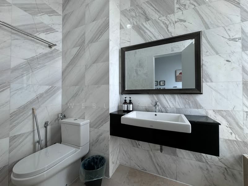 Kondominium untuk Disewa di Silverscape Residences - Wesley Tan - Bathroom - PropertyGuru.com.my