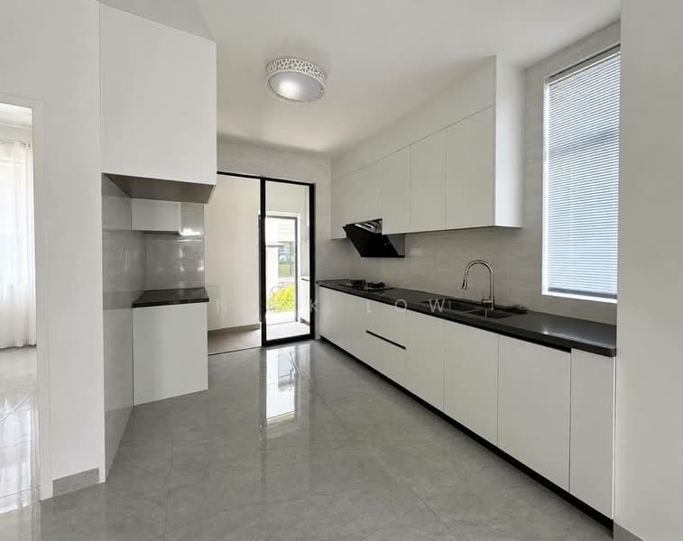 2-storey Terraced House for Rent in Taman Damansara Aliff (Tampoi) - Nick Low - Kitchen - PropertyGuru.com.my