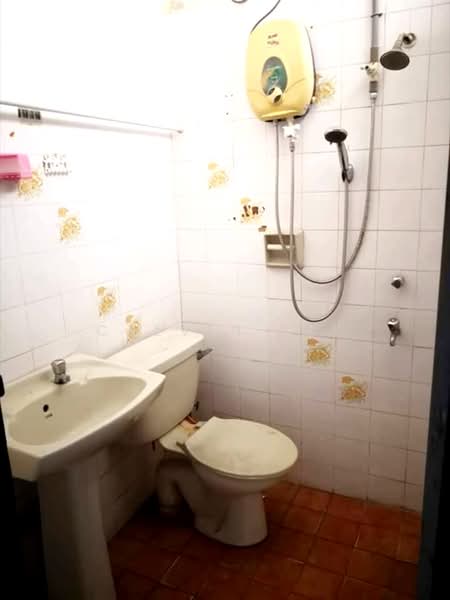 Rumah Teres 1 Tingkat untuk Dijual di Taman Daya (Johor Bahru) - Calvin Lee - PropertyGuru.com.my