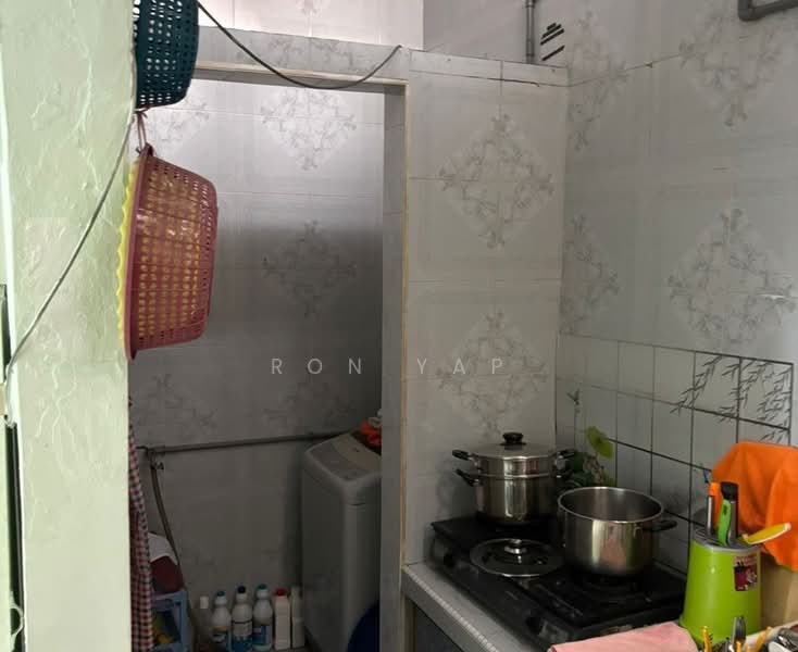 3-storey Terraced House for Rent in Taman Sri Sinar (Segambut) - Ron Yap - Kitchen - PropertyGuru.com.my
