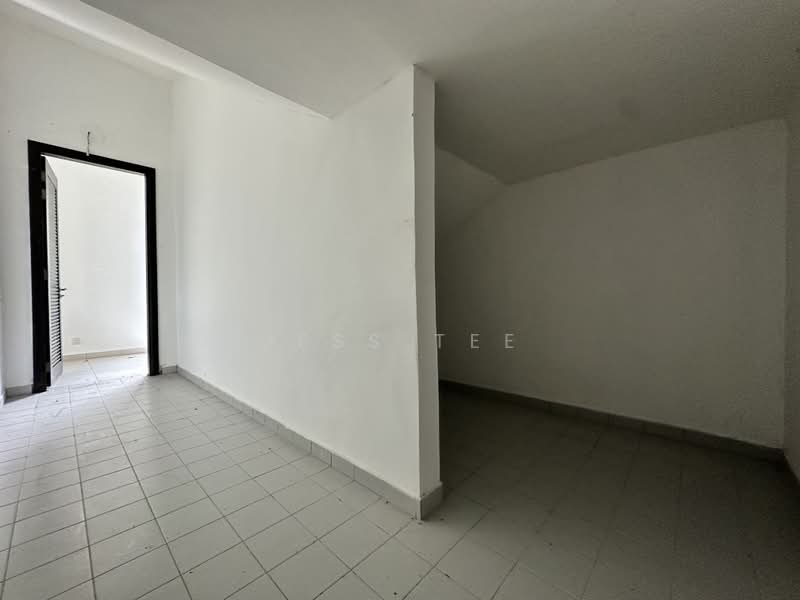 Bungalow for Sale in Bukit Jelutong (Shah Alam) - Jess Tee - Interior - PropertyGuru.com.my