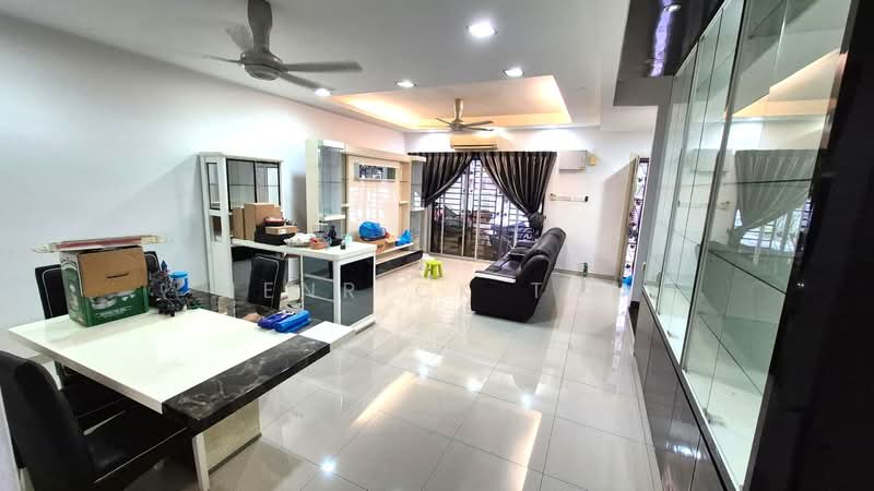 Terraced House for Sale in Kemuning Utama (Shah Alam) - Henrick Tan - Living Room - PropertyGuru.com.my
