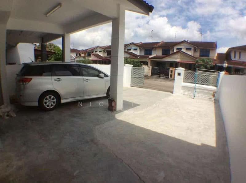 Rumah Teres 2 Tingkat untuk Disewa di Taman Desa Tebrau (Tebrau) - Nick Low - Exterior - PropertyGuru.com.my