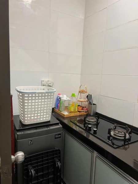 Kondominium untuk Disewa di The Henge - Elaine Yap - Kitchen - PropertyGuru.com.my