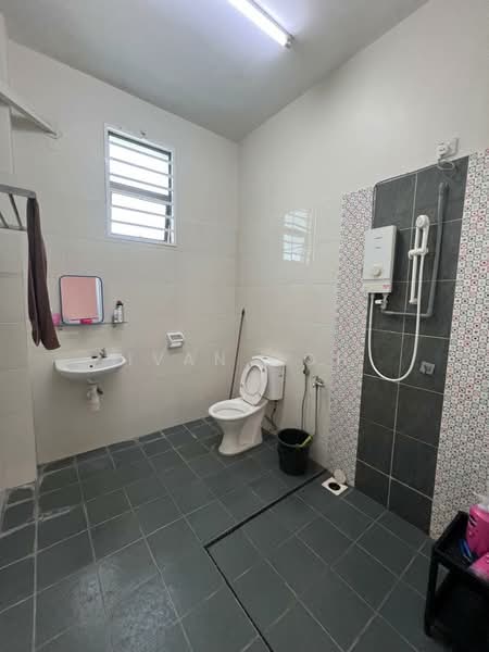 Rumah Teres 2 Tingkat untuk Dijual di Taman Cheng Perdana (Cheng) - Ivan Goh - PropertyGuru.com.my
