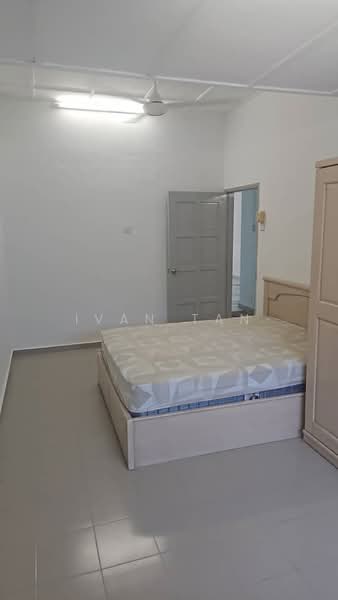 Rumah Teres 1 Tingkat untuk Dijual di Taman Puchong Perdana (Puchong) - Ivan Tan - Bedroom - PropertyGuru.com.my