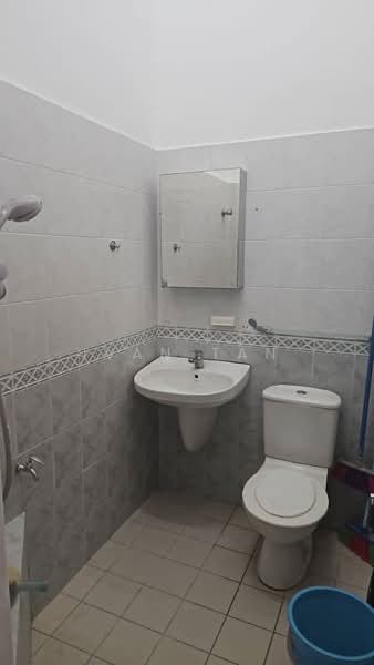 Rumah Teres 1 Tingkat untuk Dijual di Taman Puchong Perdana (Puchong) - Ivan Tan - Bathroom - PropertyGuru.com.my