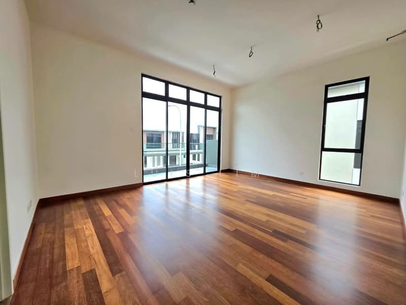 Rumah Berkembar untuk Dijual di Taman Sutera Utama (Skudai) - Luis Lim - Living Room - PropertyGuru.com.my