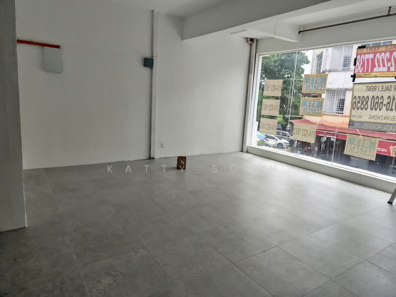 Kedai / Pejabat untuk Disewa di Balakong (Cheras) - Katty Soon - PropertyGuru.com.my