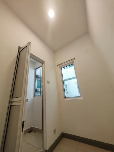 Service Residence for Rent at Tiara Mutiara / The Crown - Kim Lee - PropertyGuru.com.my