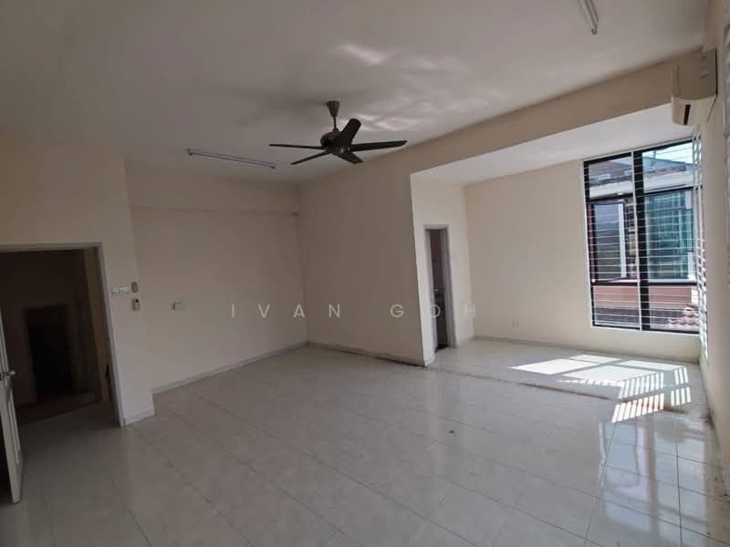Semi-Detached House for Sale in Taman Desa Idaman (Durian Tunggal) - Ivan Goh - PropertyGuru.com.my