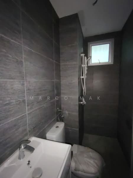 Service Residence for Sale at Gaya Resort Homes - Marco Mak - Bathroom - PropertyGuru.com.my
