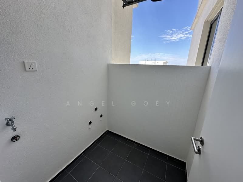 Service Residence for Sale at Laurel Residence - Angel Goey - PropertyGuru.com.my